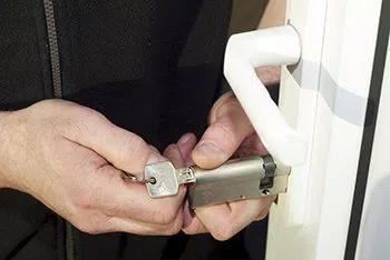 Royal Locksmith Store Dallas, TX 214-530-0536 - locks-repair